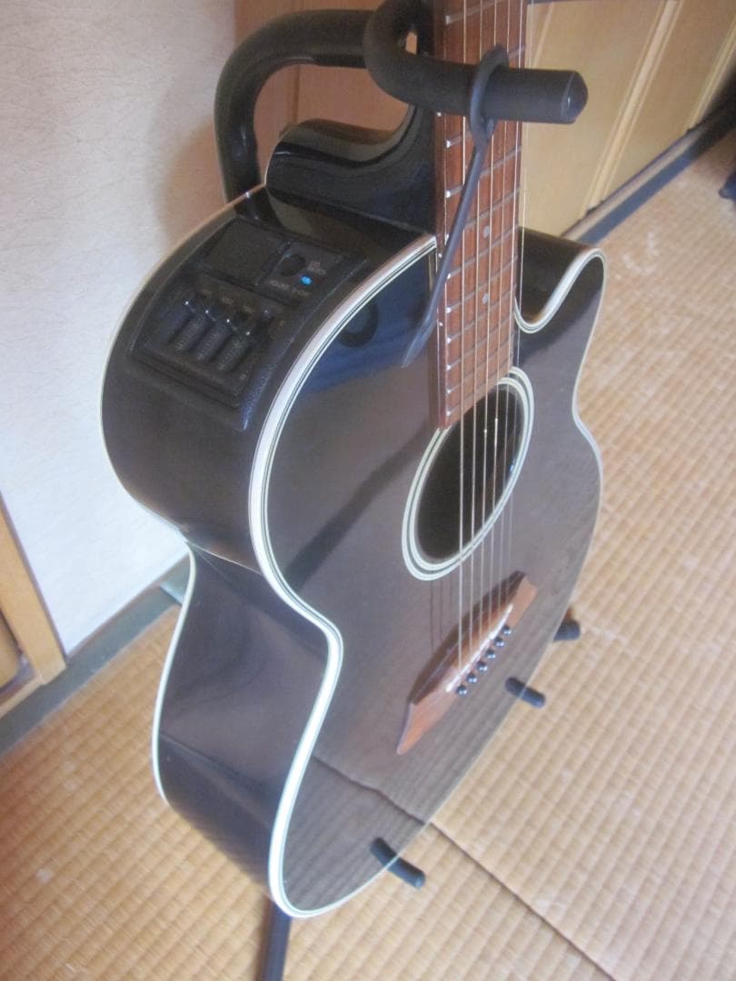 【中古　個人出品】　エレアコ　TAKAMINE　タカミネ　ＰＴ―１０６
