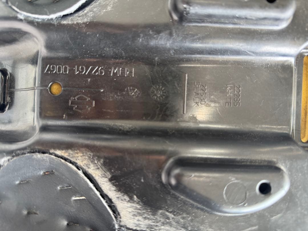 ハーレー　シート　純正　ダイナ　ローライダー FXDL