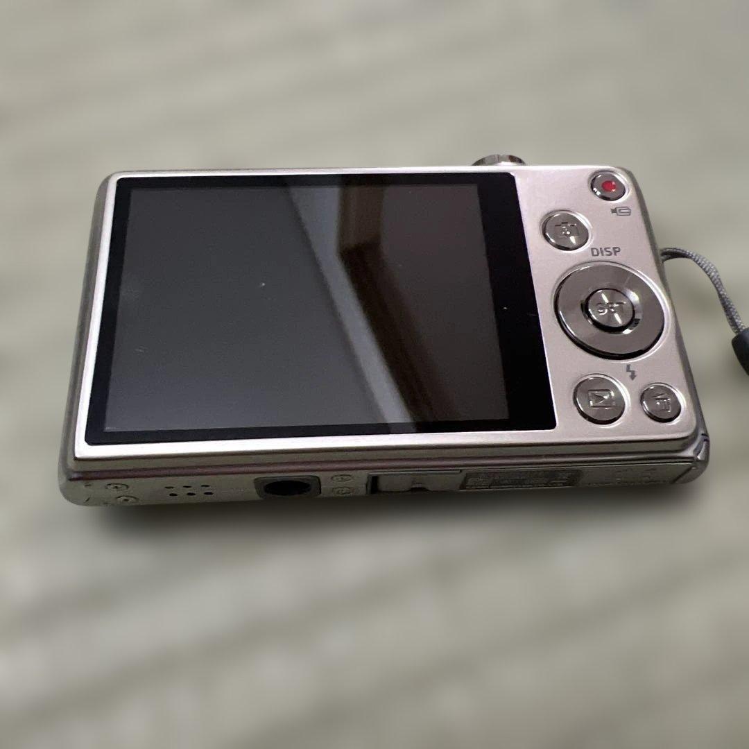 CASIO カメラ　EXILIM EX-ZS12 シルバー