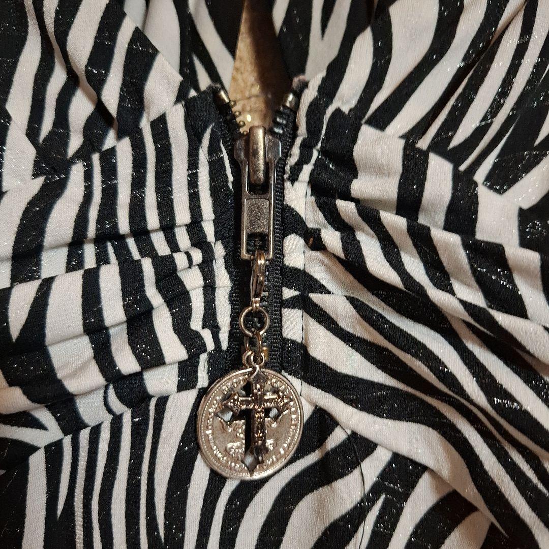 d.i.a ゼブラ キャミソール