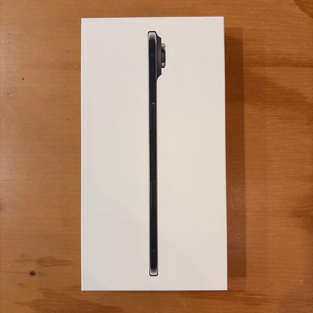 新品・未開封 iPhone17Air 512GB SIMフリー スペースブラック