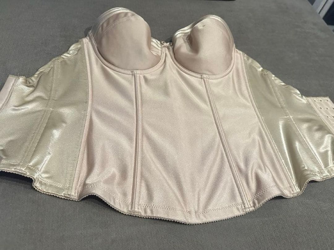 【ぴい】ブライダルインナー　セモアインナー　E65