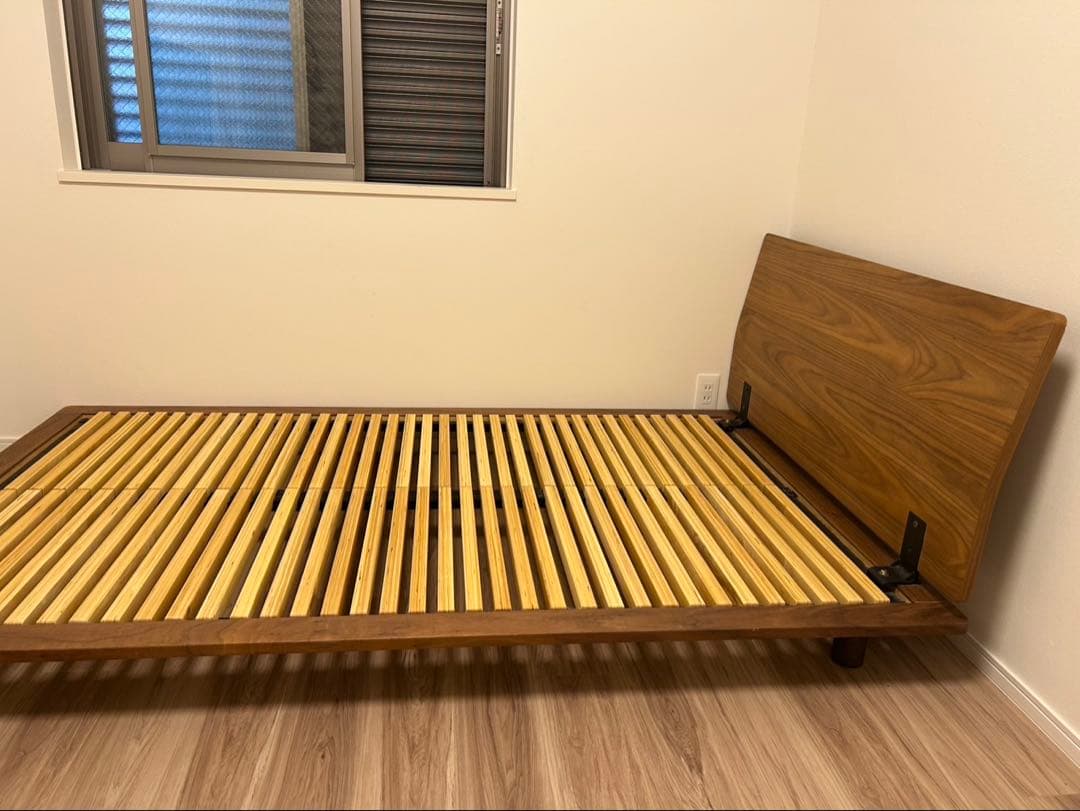 セミダブルベッドフレーム　無印良品