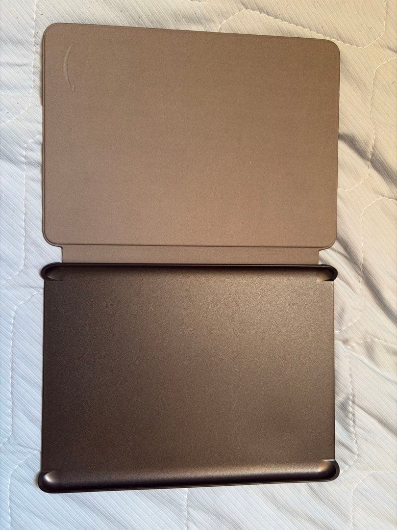 Kindle Paperwhite 12世代　16GB 純正カバー付き
