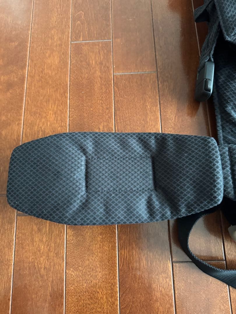 【美品】nuna ヌナ cudlclik カドルクリック 抱っこ紐 キャビア 黒