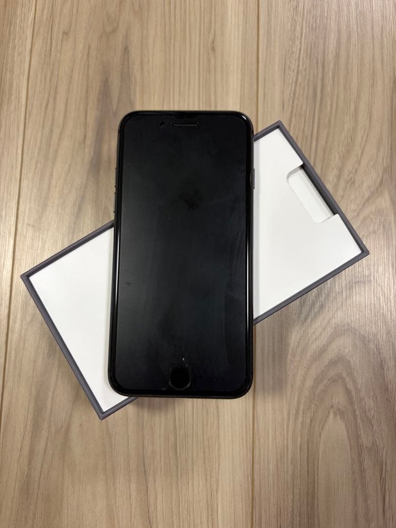 【美品】iPhone 8 64GB Space Grey本体