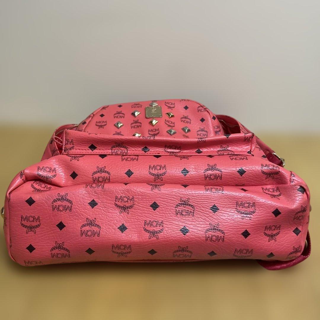 MCM スタッズ付きリュック