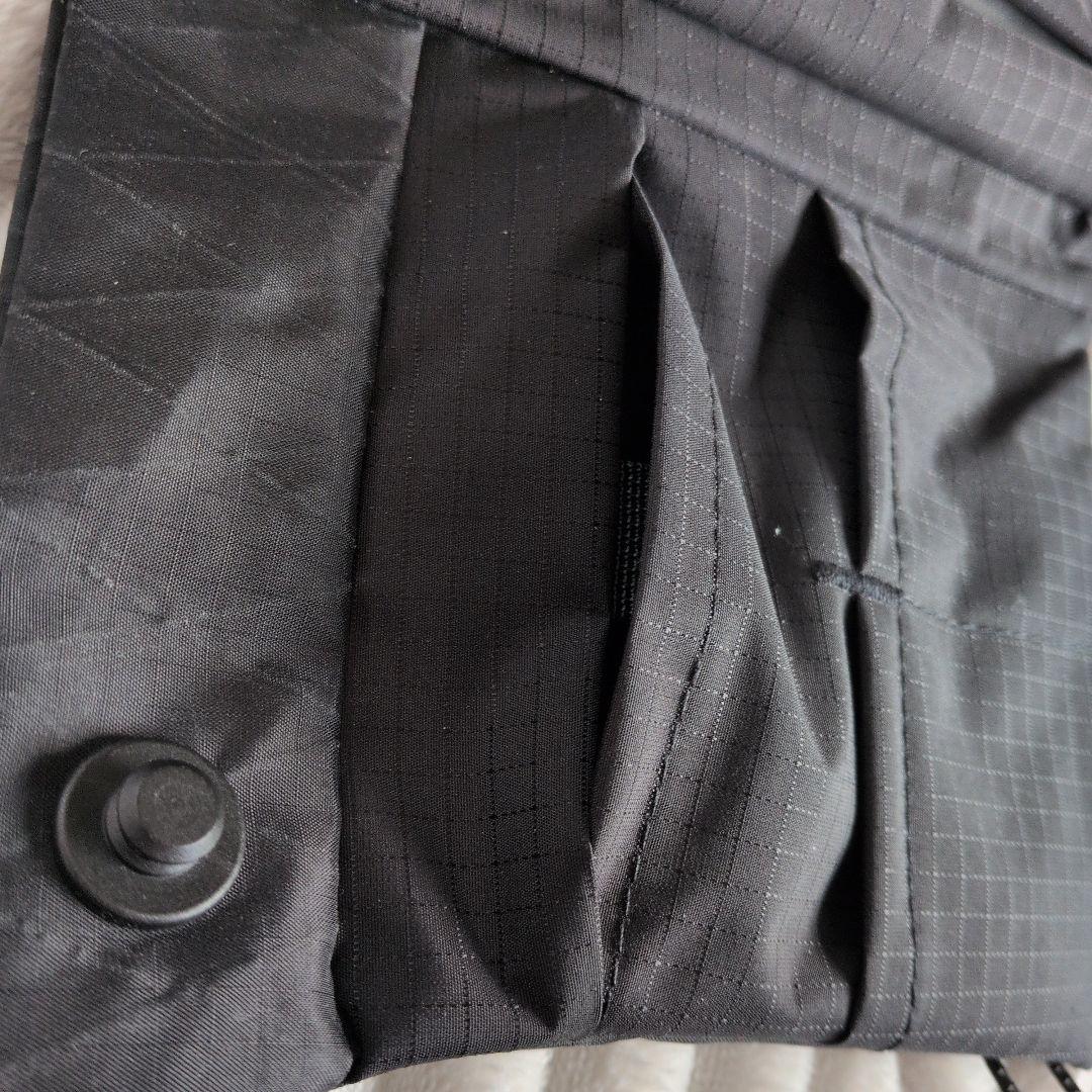 【未使用品】bitplay Black Series 2L サコッシュ