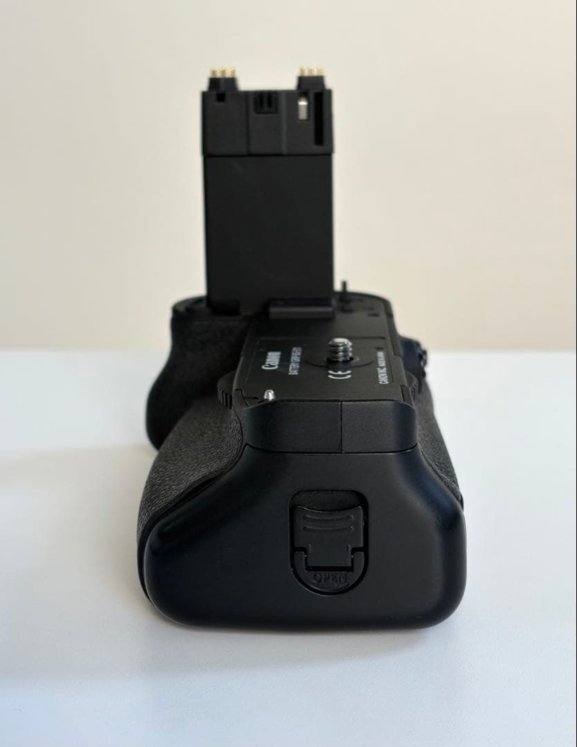 Canon EOS 5D Mark III 本体と付属品