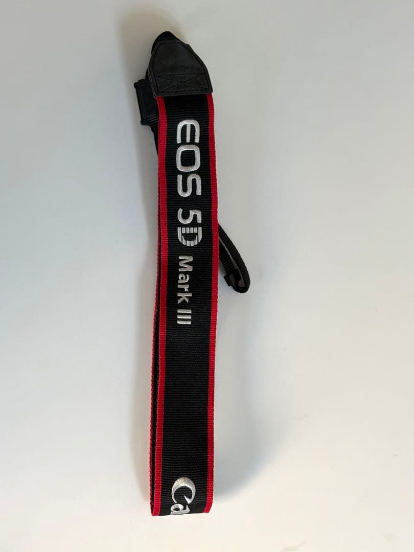 Canon EOS 5D Mark III 本体と付属品