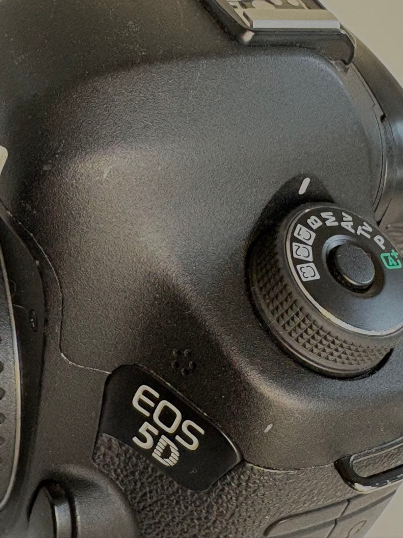 Canon EOS 5D Mark III 本体と付属品