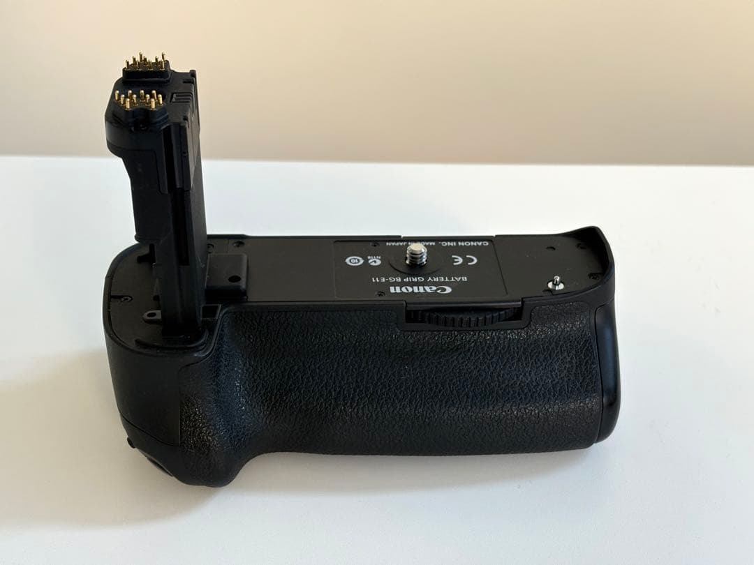 Canon EOS 5D Mark III 本体と付属品