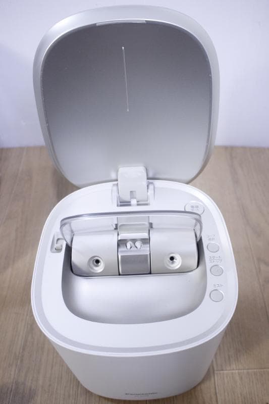 数回使用 綺麗♪◆パナソニック　スチーマー ナノケア EH-SA0B◆23年製