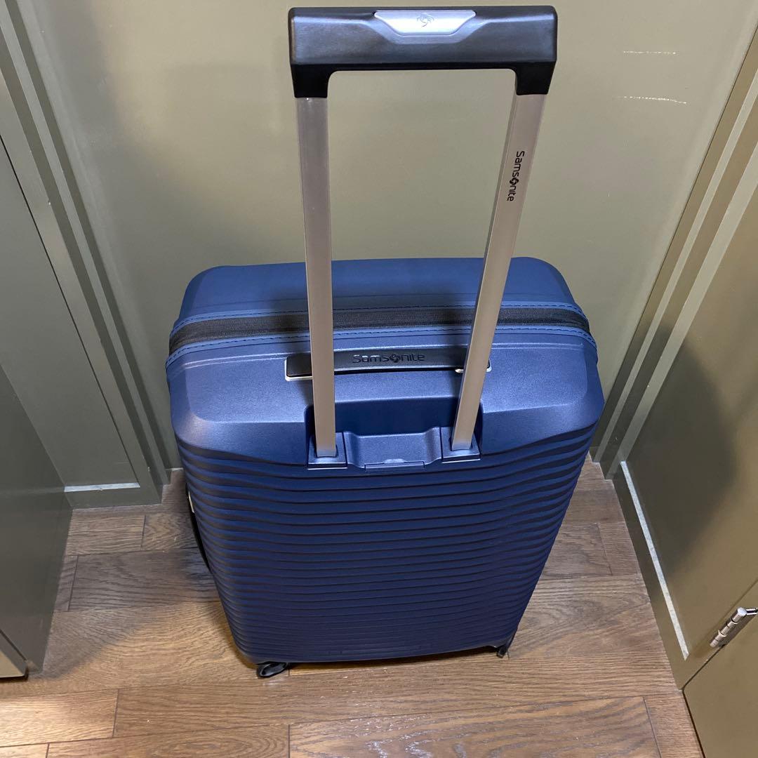 Samsonite スーツケース　SPINNER68/25 ブルーナイト￼￼￼