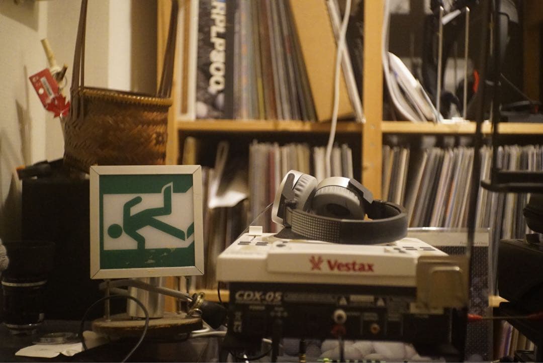 Akarette→Leica-M マウントアダプタとレンズ4本。GFX対応