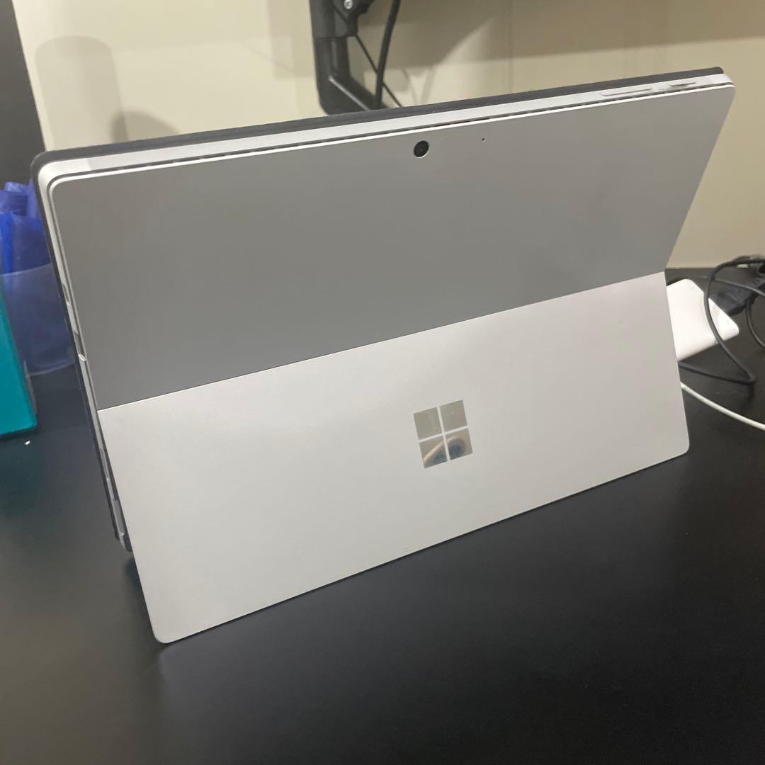 Surface Pro 7 (本体＋電源ケーブル＋キーボード兼カバー）シルバー