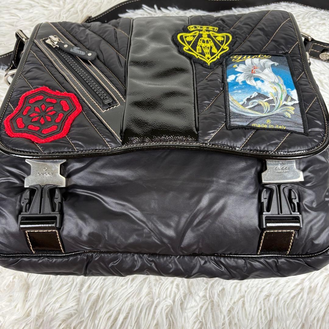 未使用級 現行モデル グッチ メッセンジャーバッグ ブラック ナイロン レザー