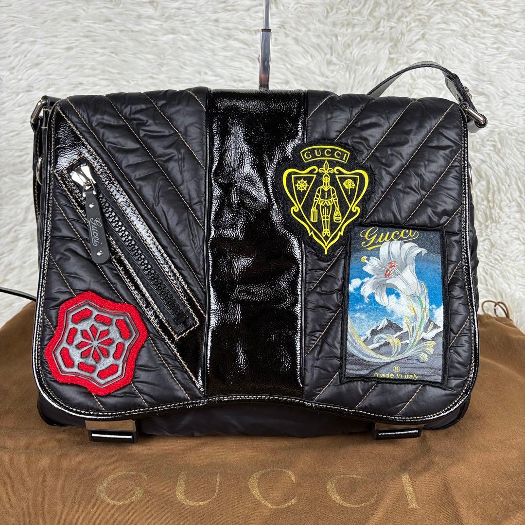未使用級 現行モデル グッチ メッセンジャーバッグ ブラック ナイロン レザー