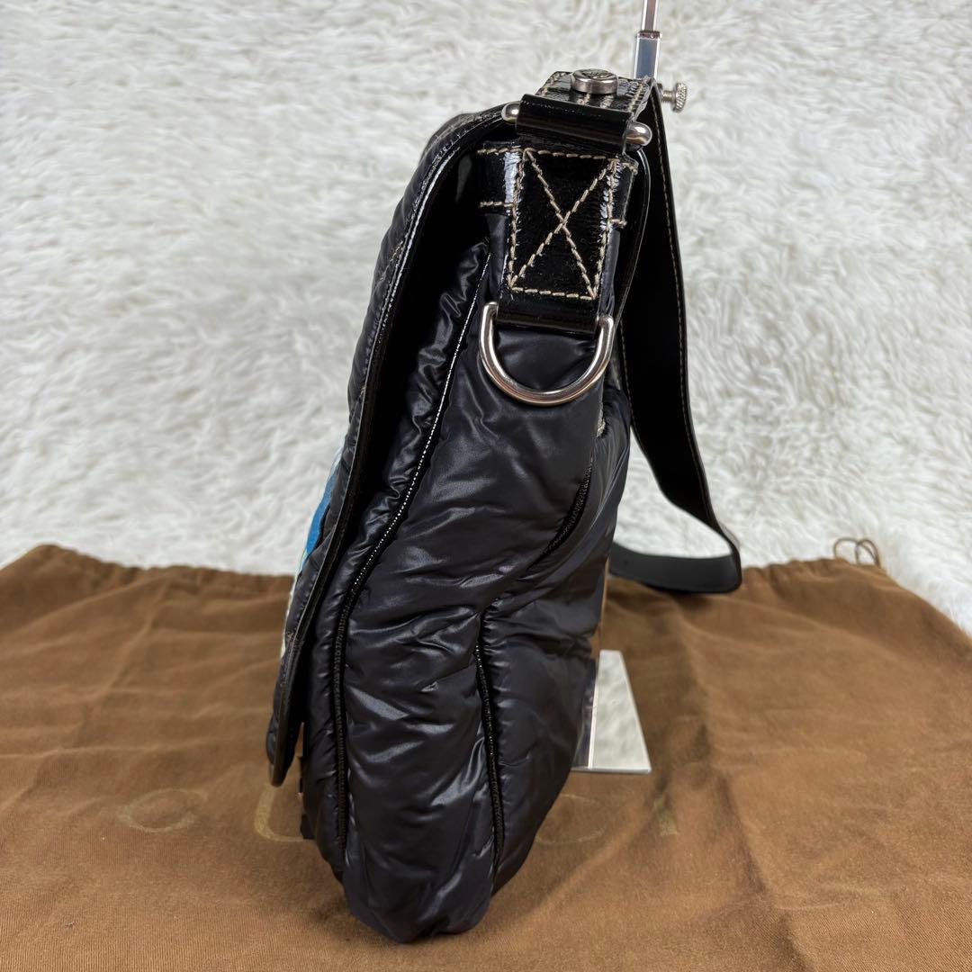 未使用級 現行モデル グッチ メッセンジャーバッグ ブラック ナイロン レザー