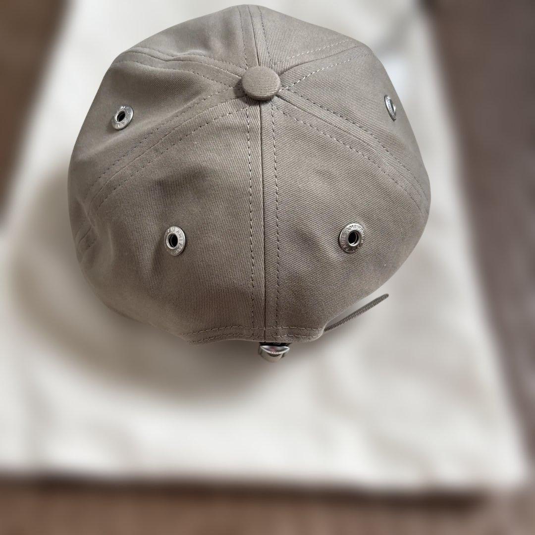 ami parisベージュキャップ ハート刺繍