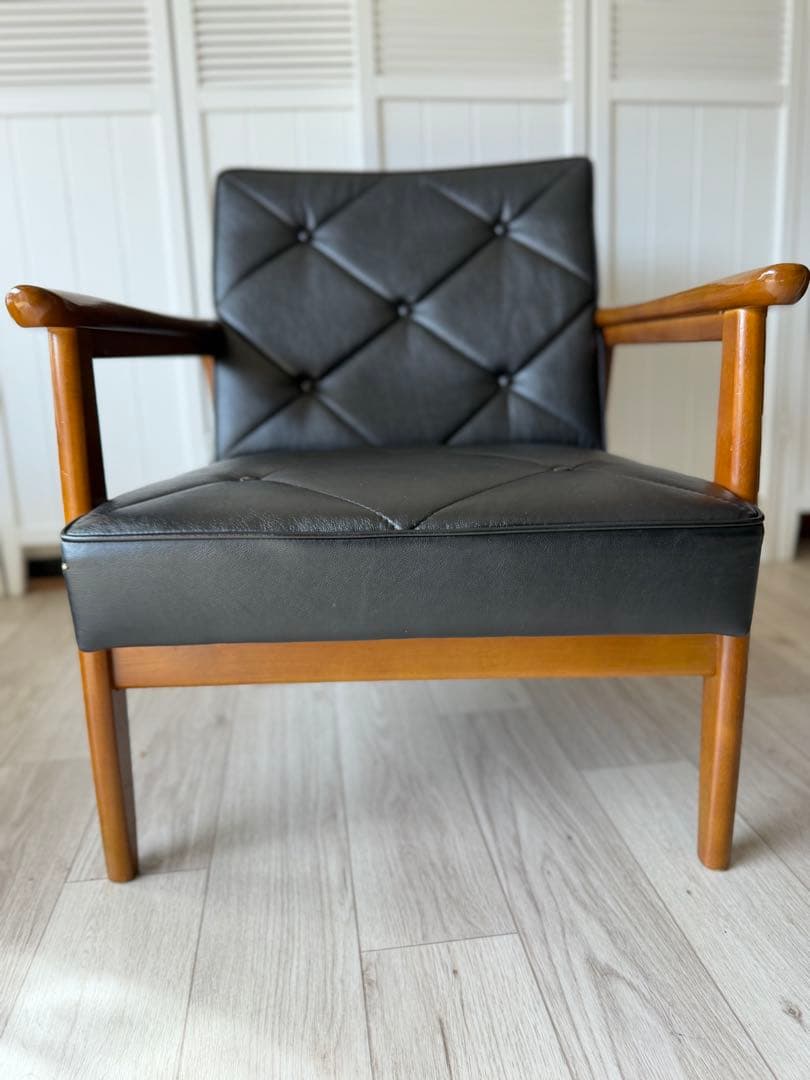 ②カリモク Kチェア 1Pソファ WS1180BW レトロ 1人掛けソファ