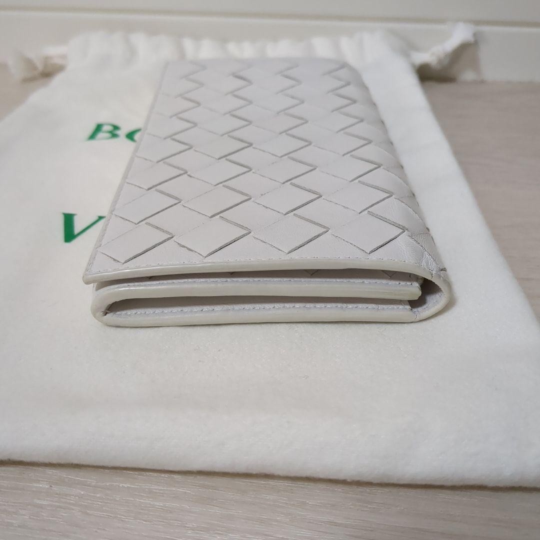 BOTTEGA VENETA ボッテガヴェネタ　イントレチャート　長財布ホワイト