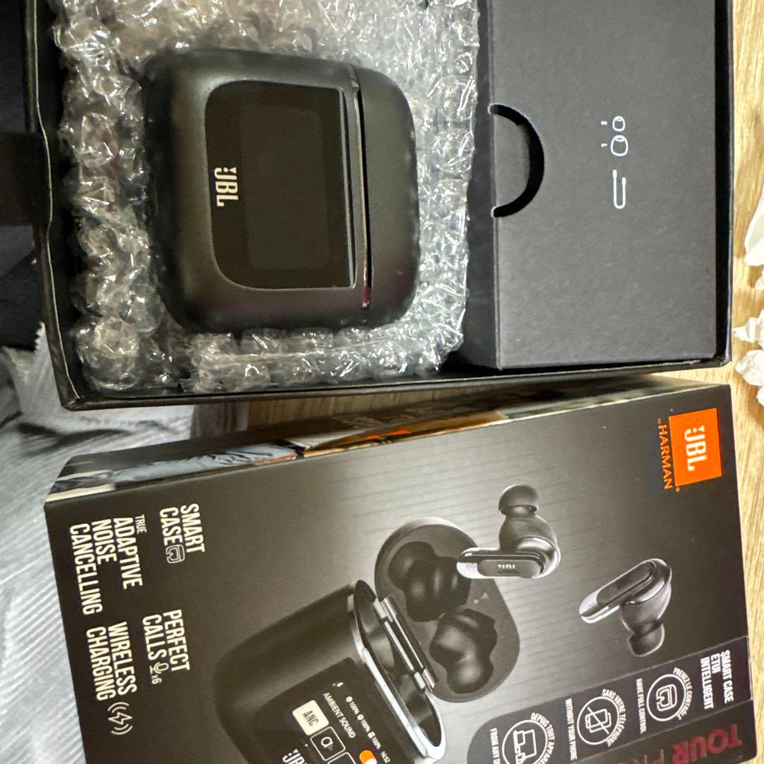 JBL tour pro 2 箱あり 黒色