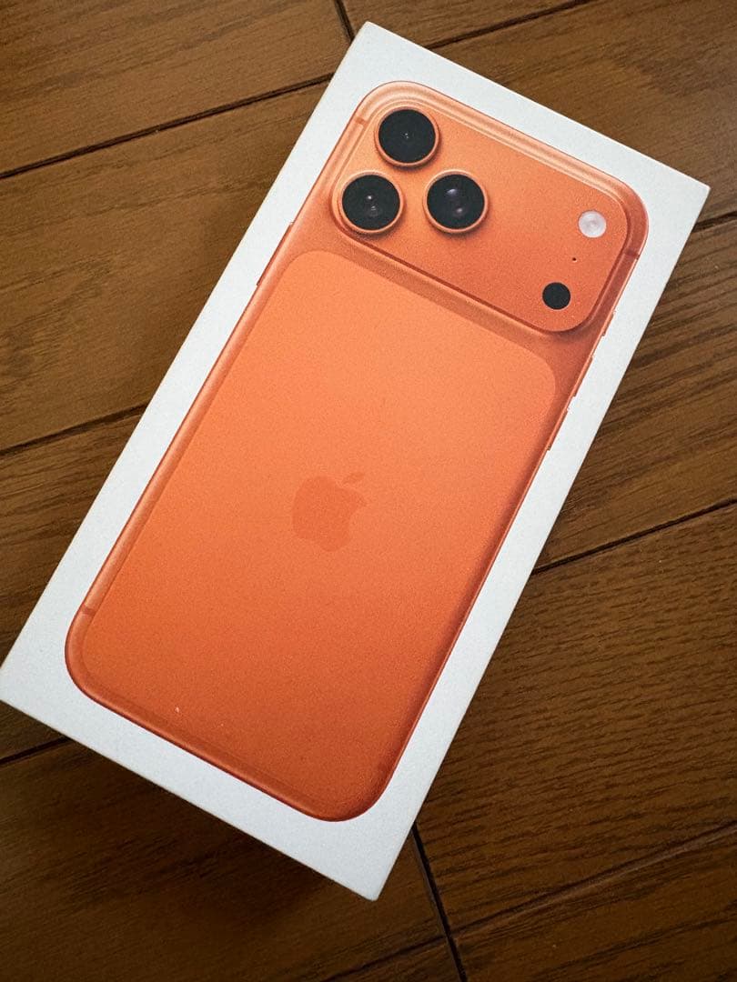 【美品】iPhone 17 Pro Max 1TB オレンジ 香港版