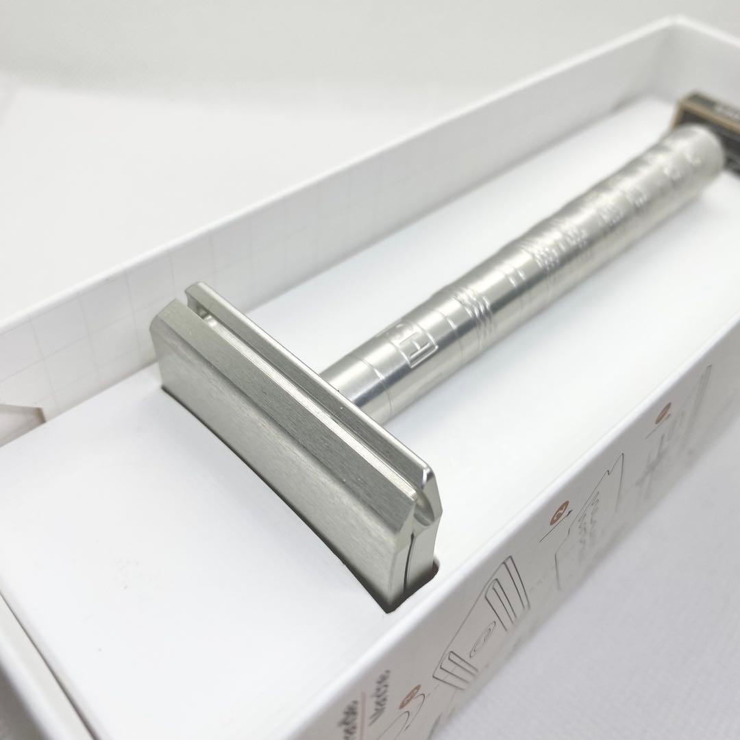 【未使用】HENSON SHAVING AL13 シェーバー MILD 替刃付き