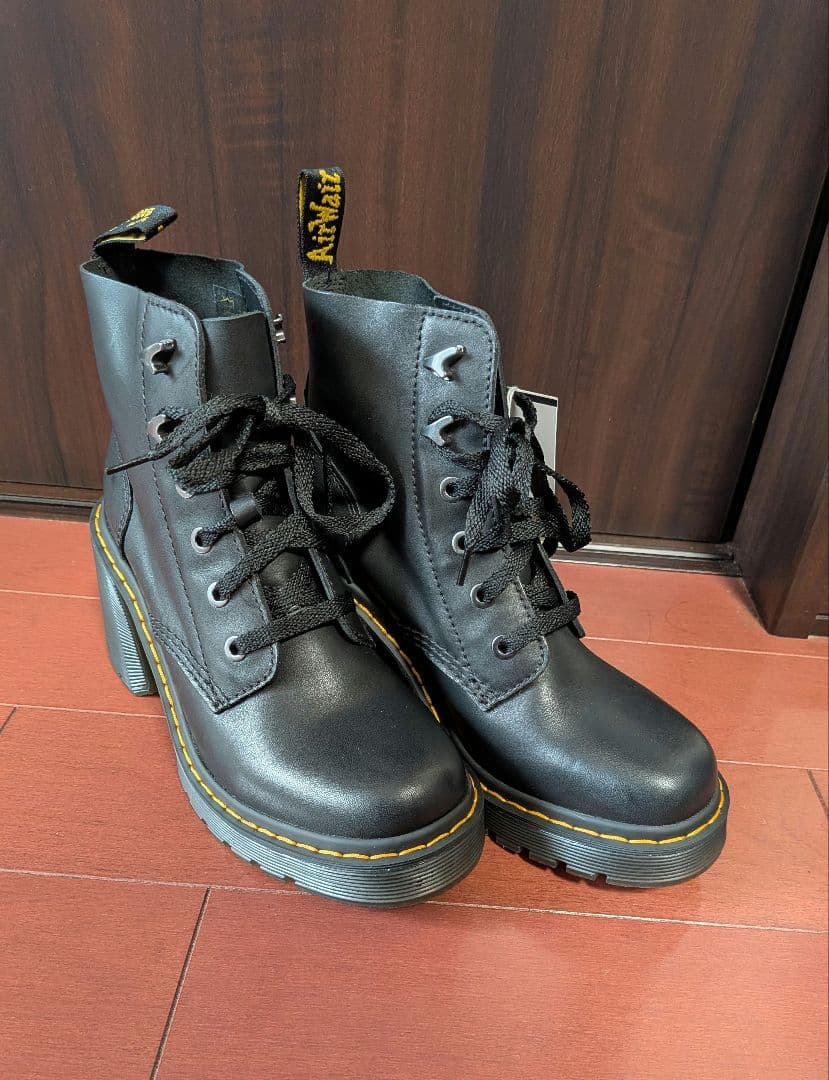 【新品未使用】Dr. Martens JESY ブーツ UK6 25㎝ ブラック