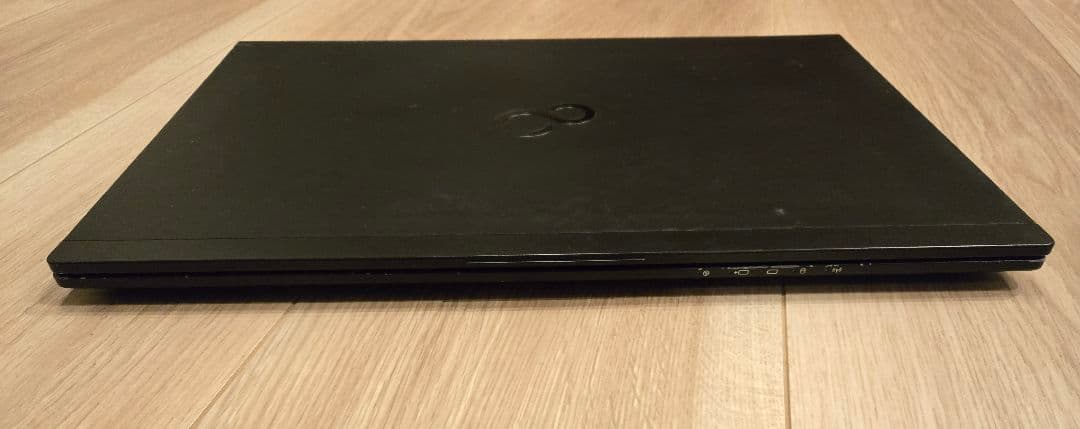【特価】富士通 LIFEBOOK WU2/D2 i7/メモリ16GB超軽量モデル