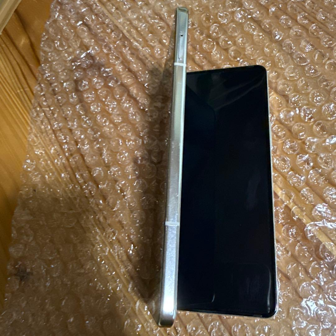 [レアカラー]Galaxy Z Fold 5 512GB大容量　クリーム