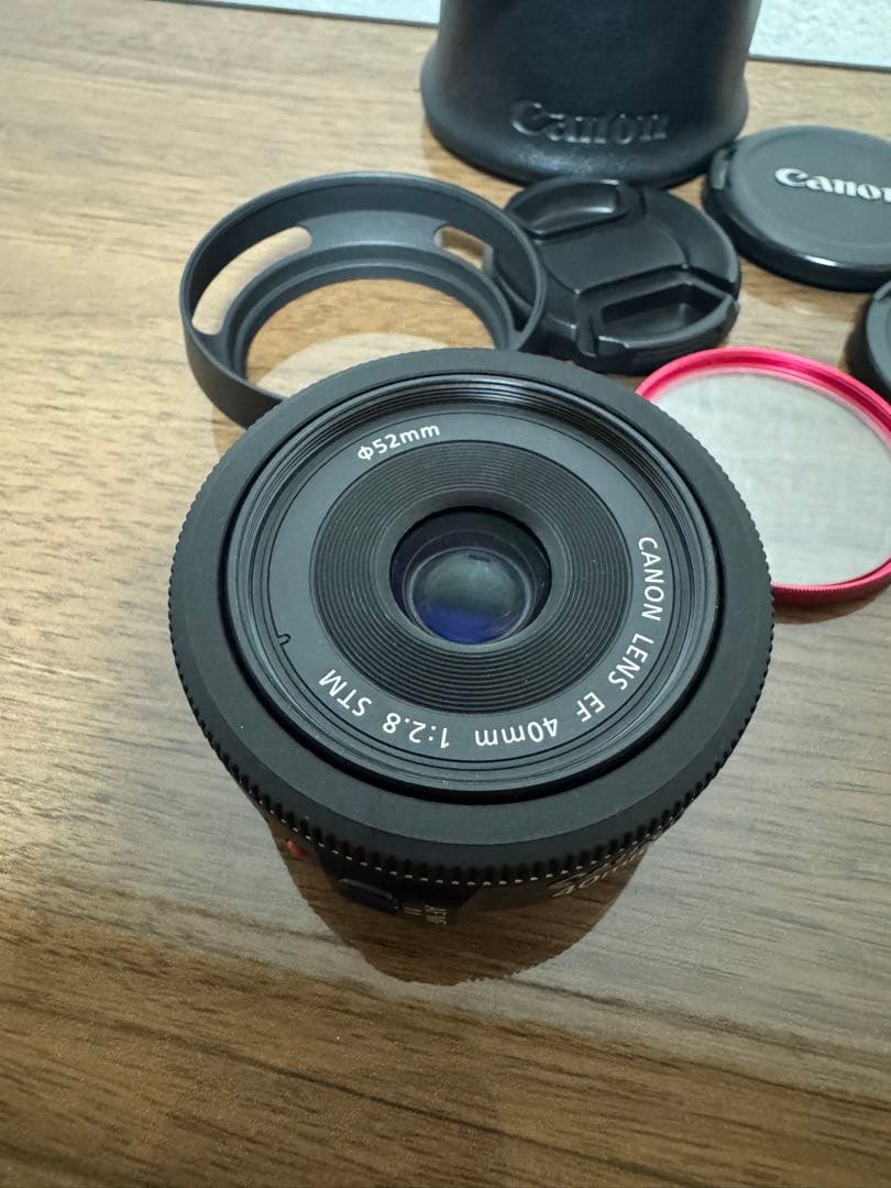 Canon EF 40mm F2.8 STM レンズフード ポーチ付