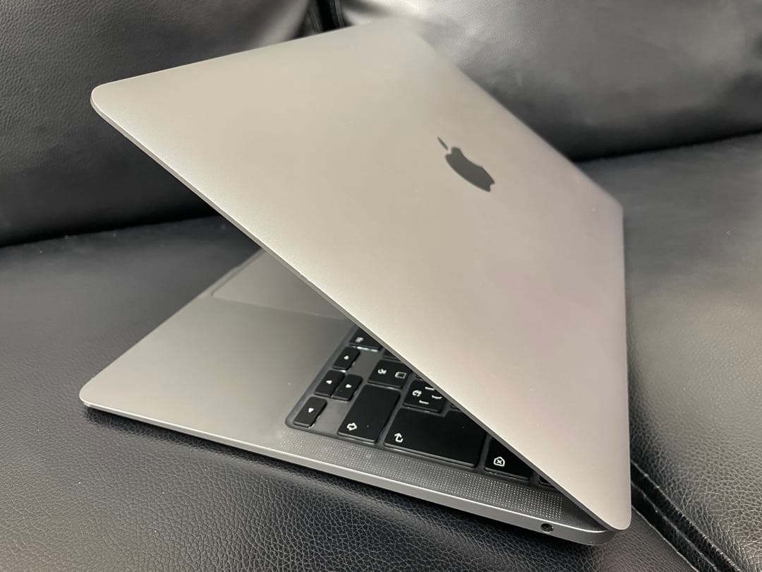美品 M1モデル Macbook Air 13インチ 256GB バッテリー良好