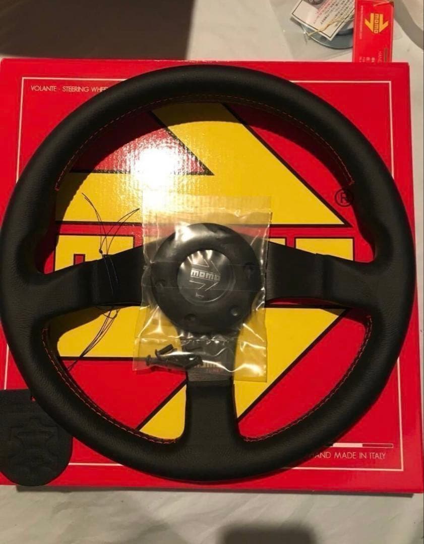 訳あり新品MOMOTUNERモモチューナーブラックスポーク32Φ 【日本正規品】