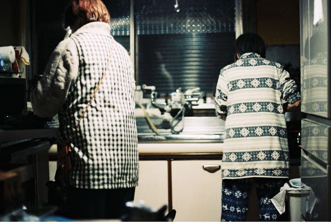 CNTAXT Aria 一眼レフフィルムカメラ Carl Zeissレンズ付き