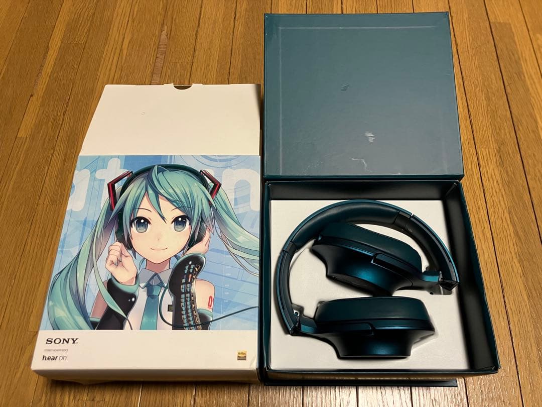 SONY h.ear on MDR-100A 初音ミクモデル ヘッドホン