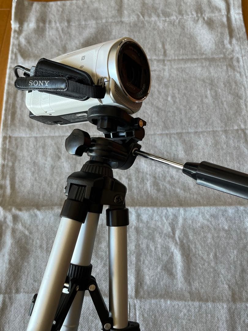 【中古品】SONY HDR-CX670 ビデオカメラ 本体＋おまけ