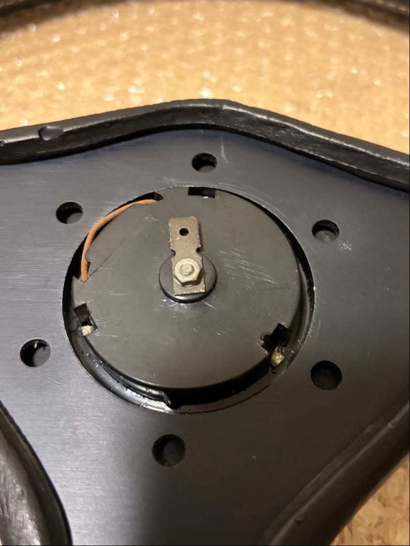 フェラーリ ステアリング MOMO