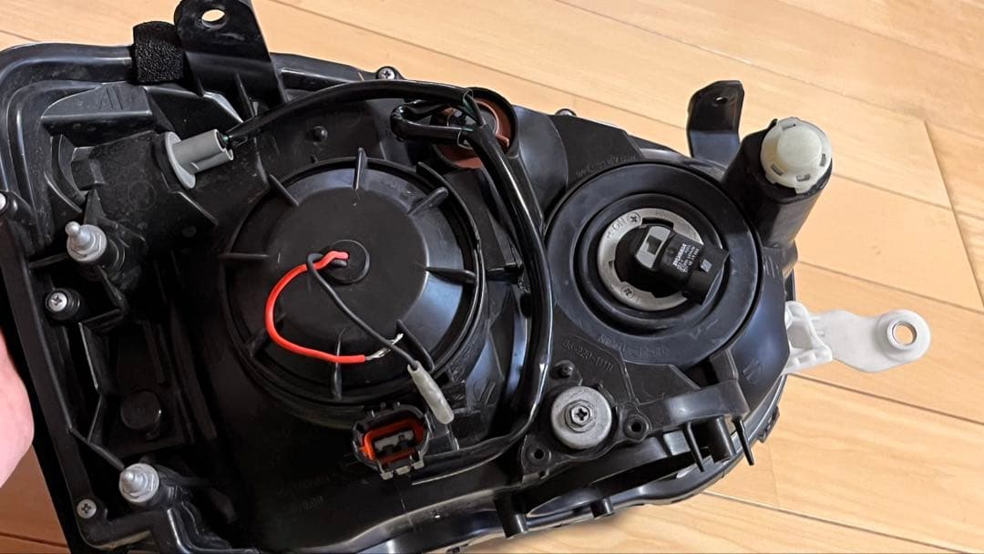 涙目インプ USヘッドライト