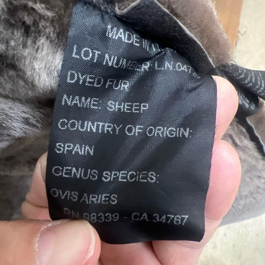 J*1様 超高級世界数枚生産丸の内店購入PRADAムートンハーフコート46サイズ