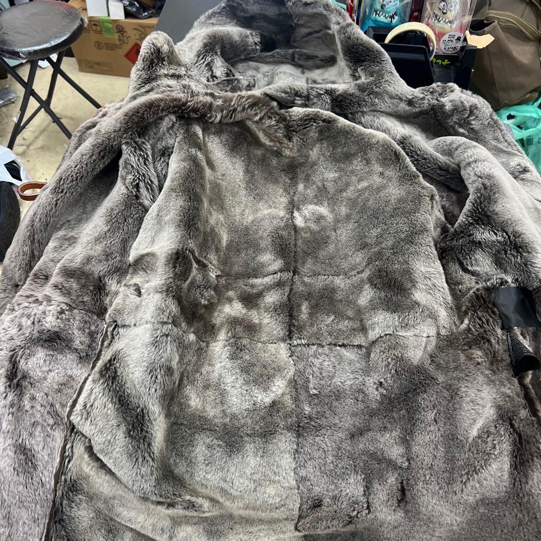 J*1様 超高級世界数枚生産丸の内店購入PRADAムートンハーフコート46サイズ