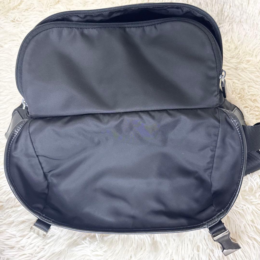 プラダ ショルダーバッグ ボディバッグ 2VH994 三角ロゴ サフィアーノ