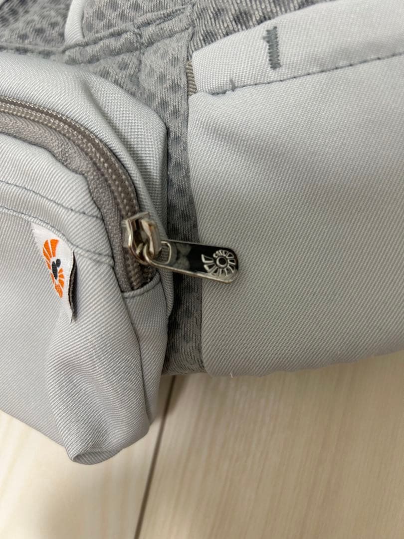 エルゴベビー OMNI Breeze抱っこ紐 グレー メッシュ