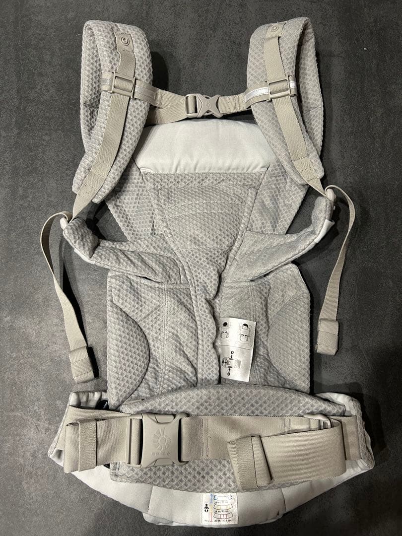 エルゴベビー OMNI Breeze抱っこ紐 グレー メッシュ