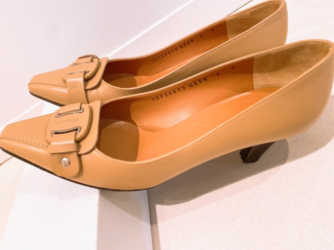 フェラガモ22センチヒール