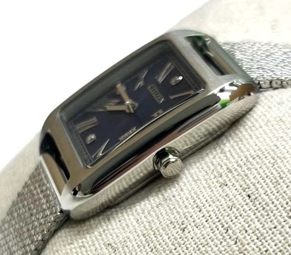 ★未使用 CITIZEN シチズン エコドライブ E031 4Pダイヤ ソーラー