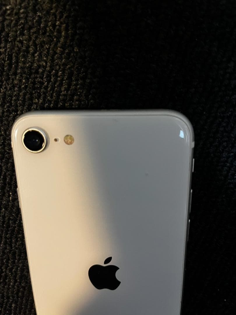 iPhone SE (第2世代) 64GB ホワイト【外装美品】