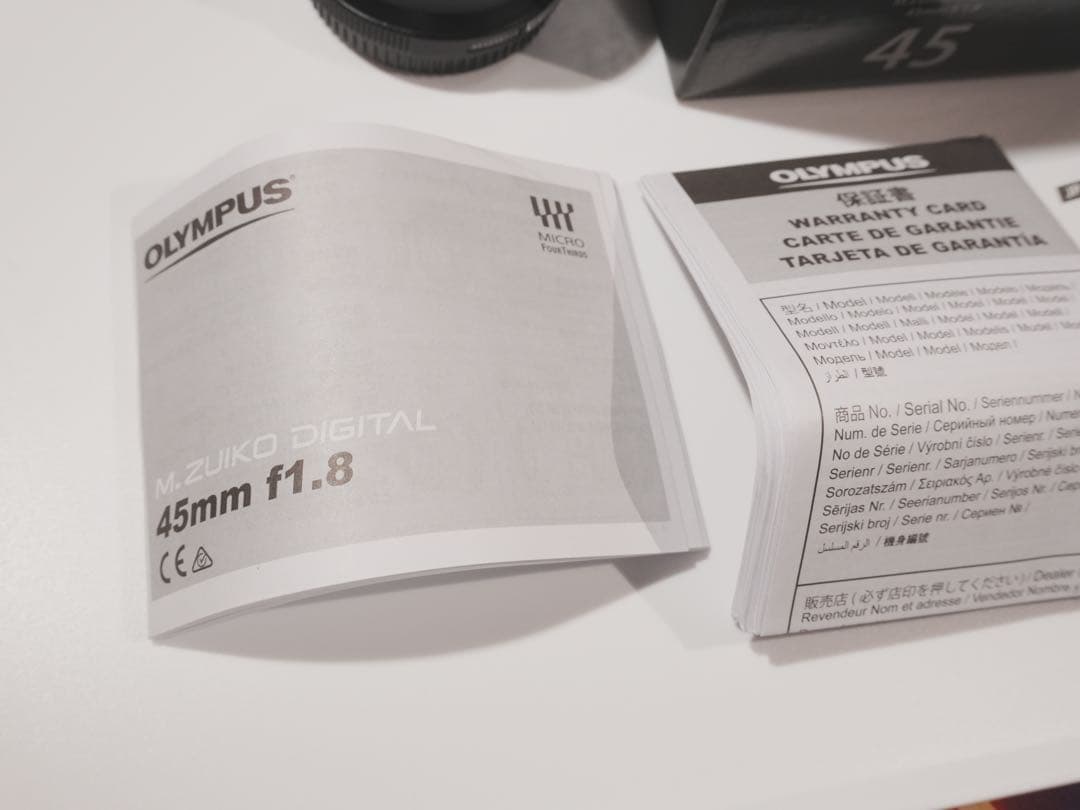OLYMPUS M.ZUIKO DIGITAL 45mm F/1.8 レンズ