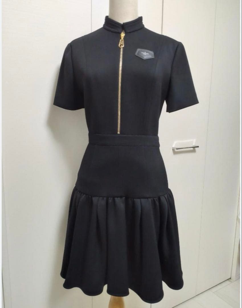 【超美品】LOUIS VUITTON ルイヴィトン ワンピース 黒